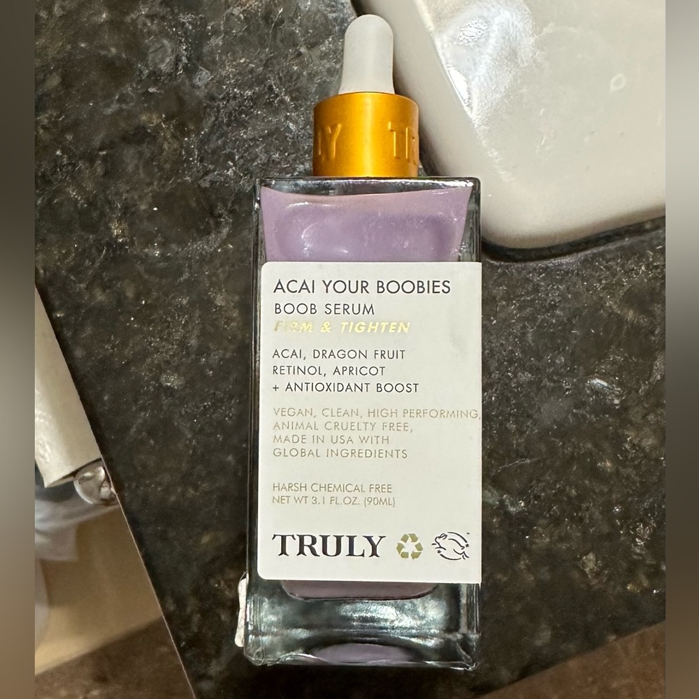 Truly Beauty - Acai Your Boobies Serum - BRAND NEW NEVER USED